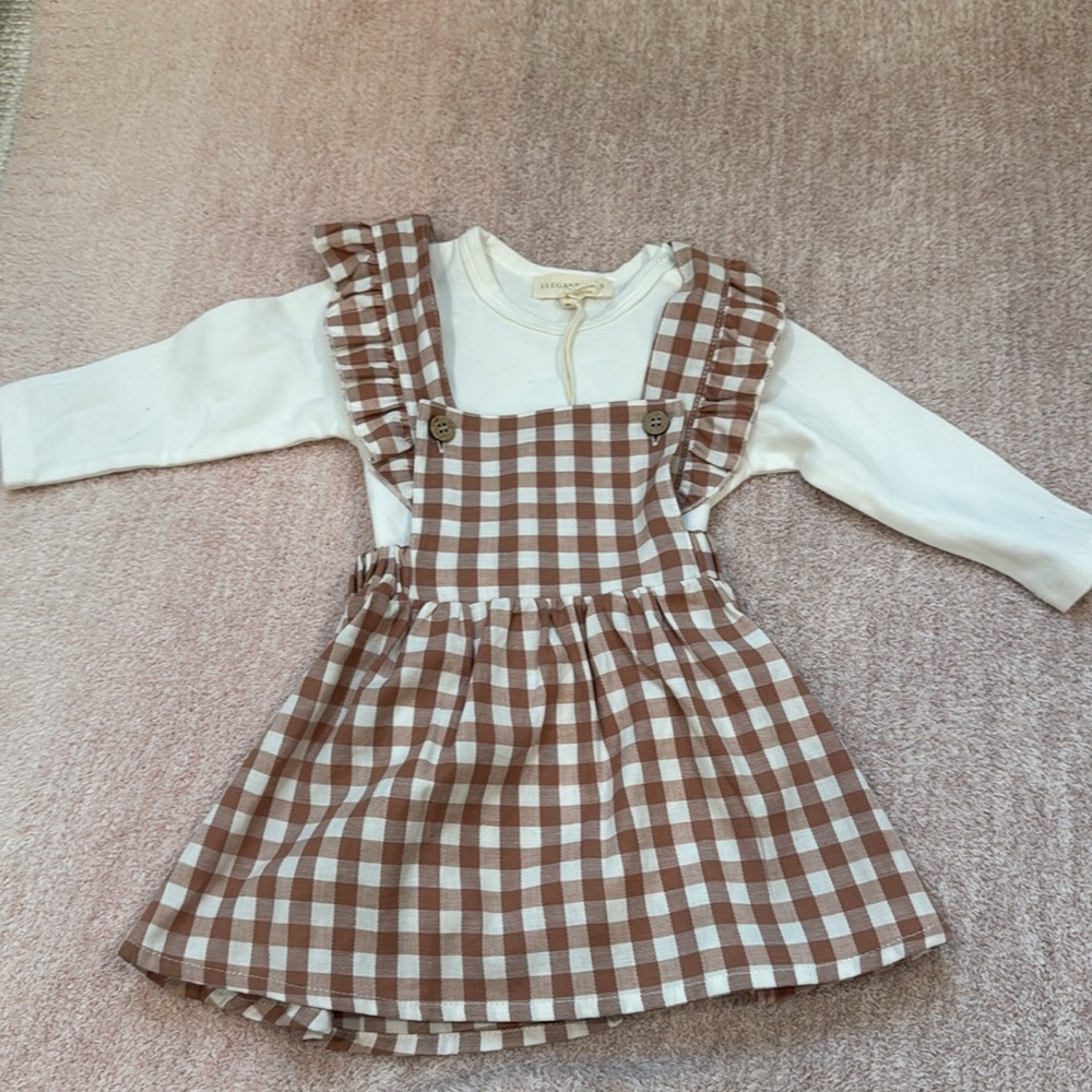 Elegant baby new tags size 3 to 6M girls dress